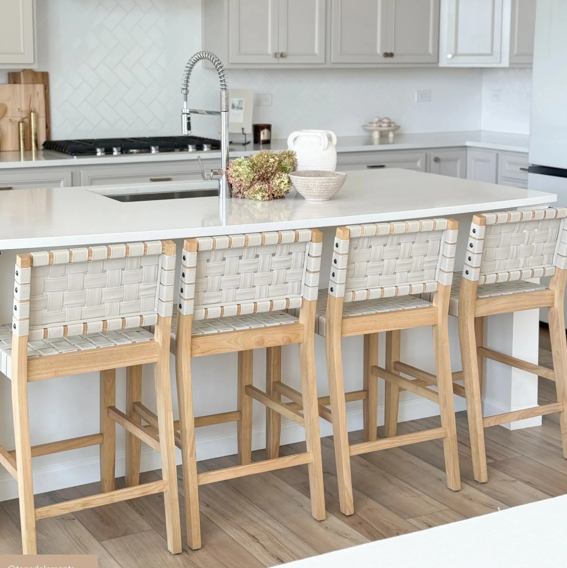 Faux Leather Woven Counter Height Bar Stools Off White (Set of 2)