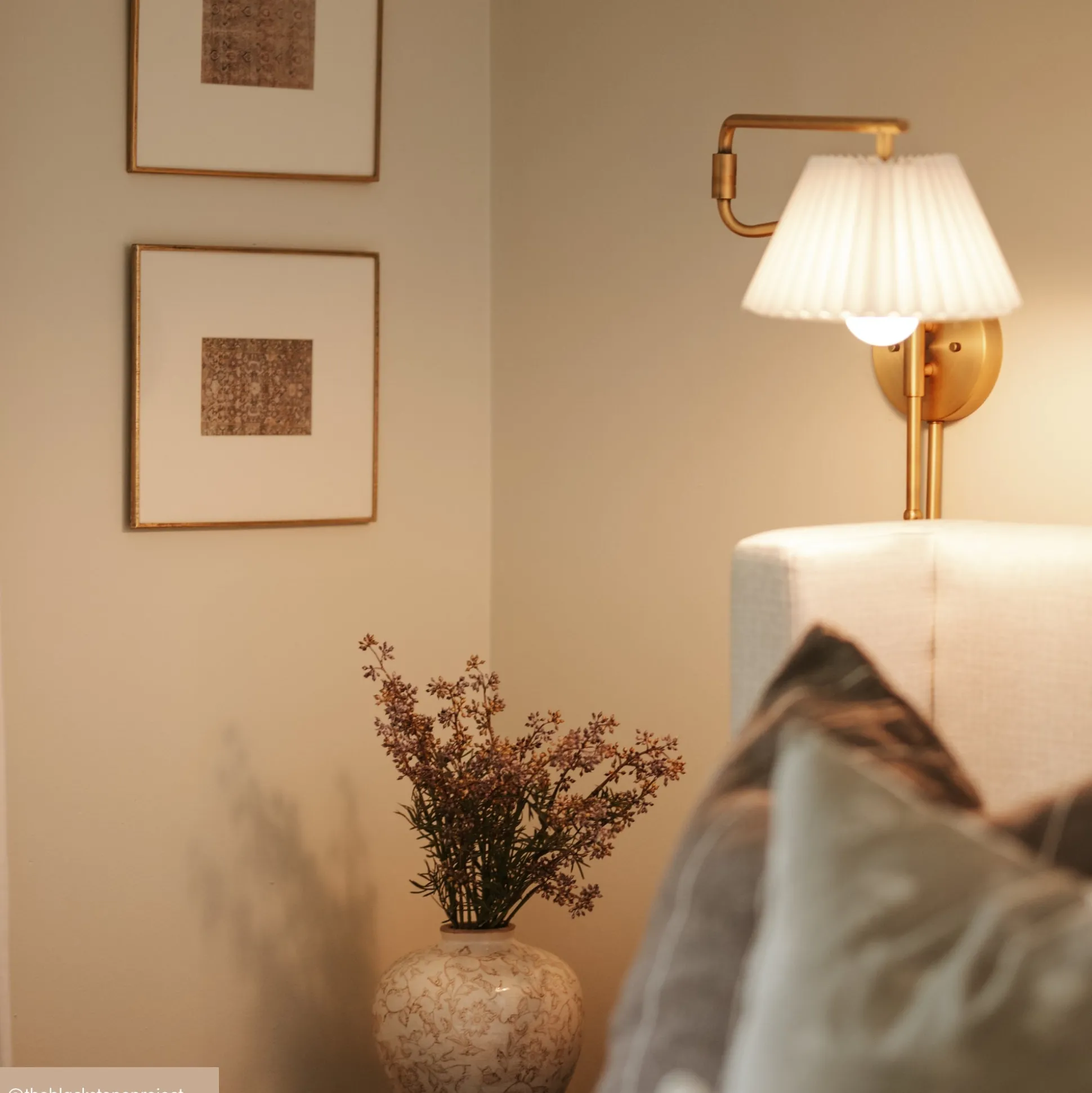 Metal Swing Arm Plug-in Wall Light Brass