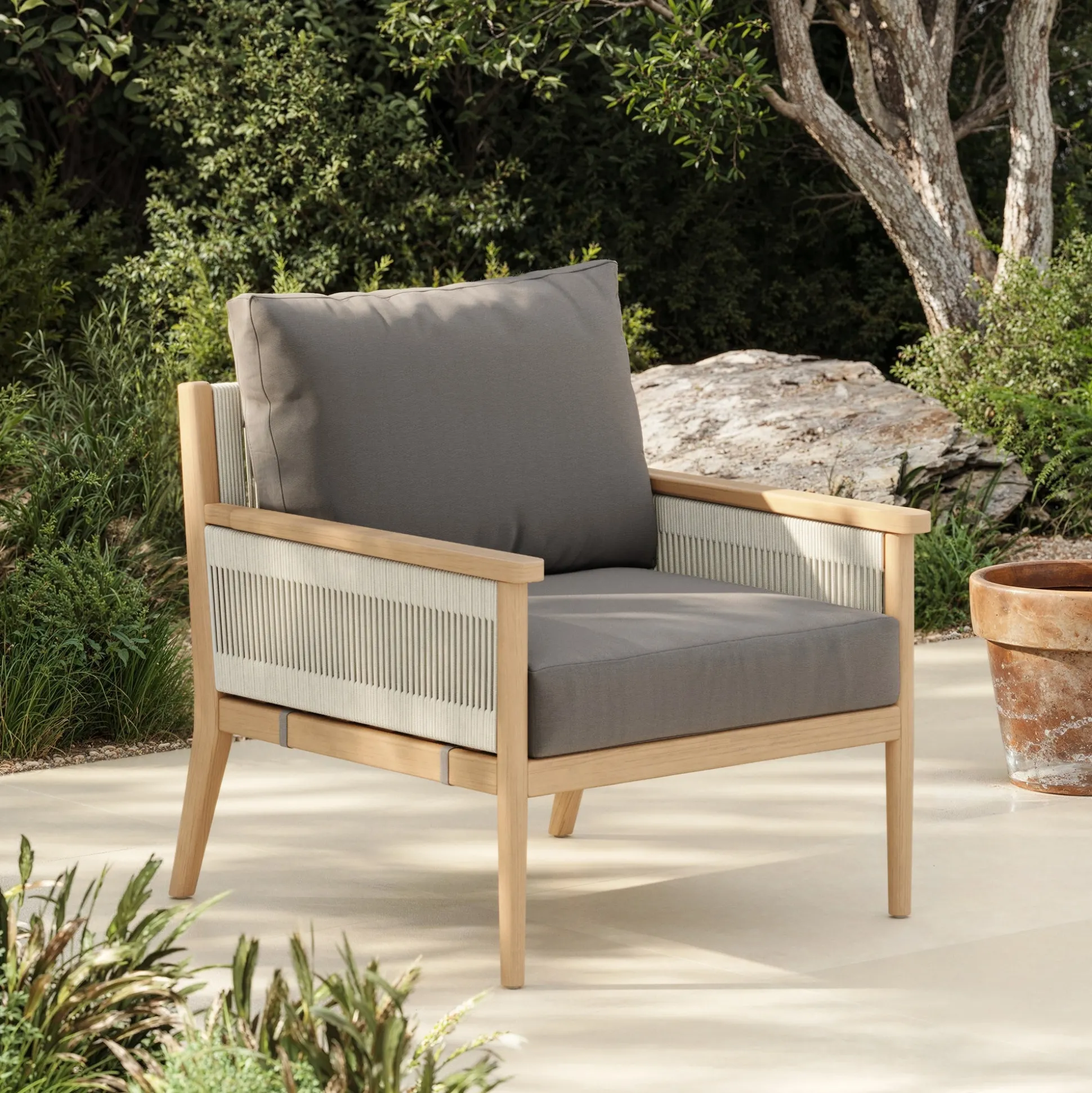 Outdoor Wood & Rope Patio Arm Chairs Medium Gray (Set of 4)