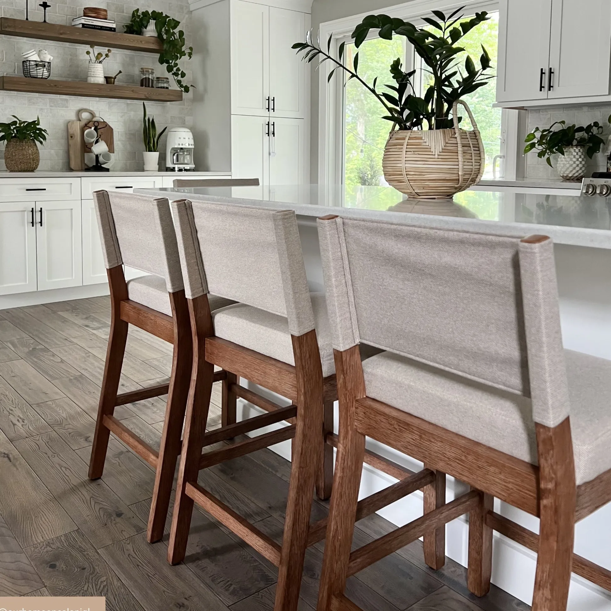 Wood Counter Height Bar Stools Light Brown Flax (Set of 4)